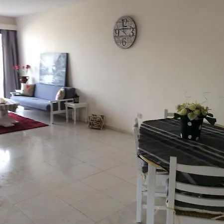 Fotini Court Apartman *