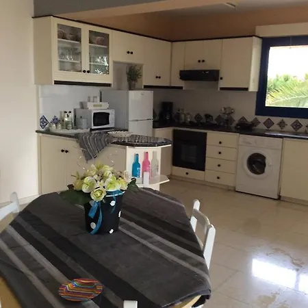 Διαμέρισμα Fotini Court *