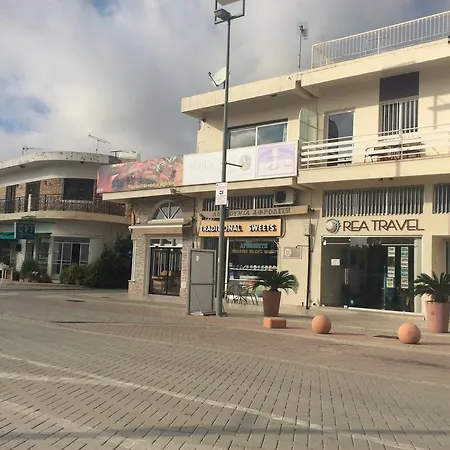 Fotini Court شقة